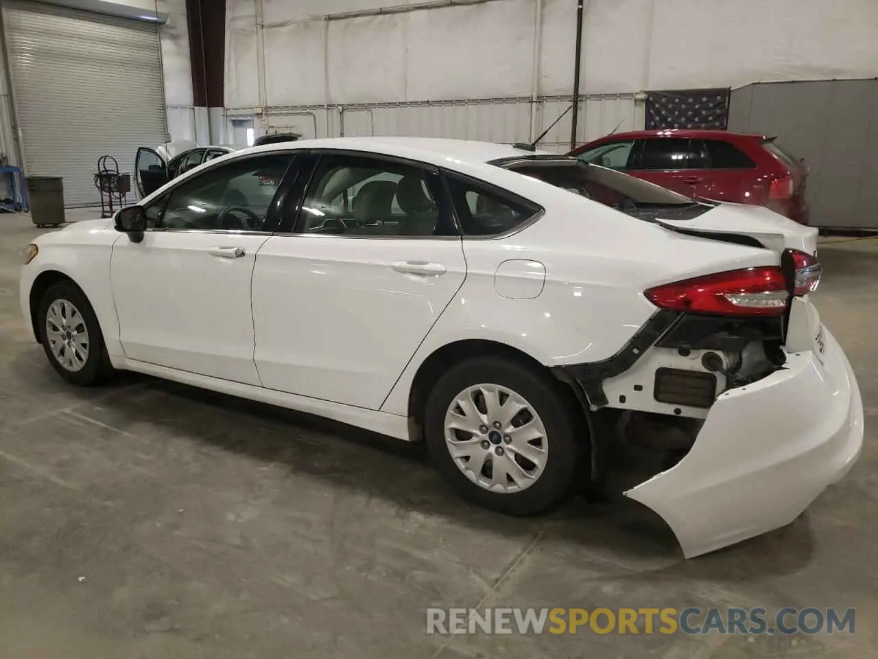 2 Photograph of a damaged car 3FA6P0G72KR199618 FORD FUSION 2019