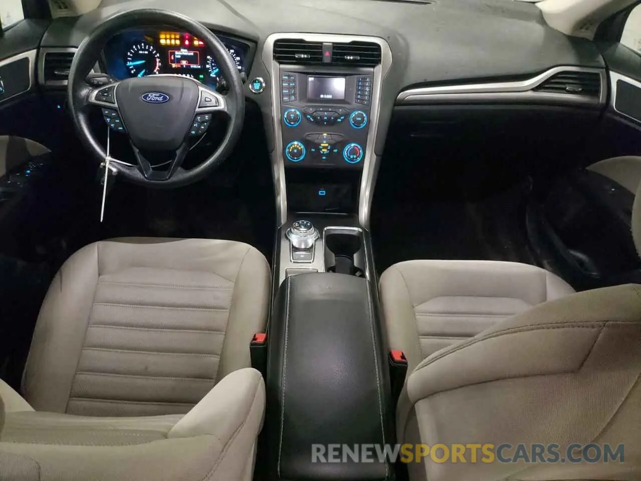 8 Photograph of a damaged car 3FA6P0G72KR199618 FORD FUSION 2019