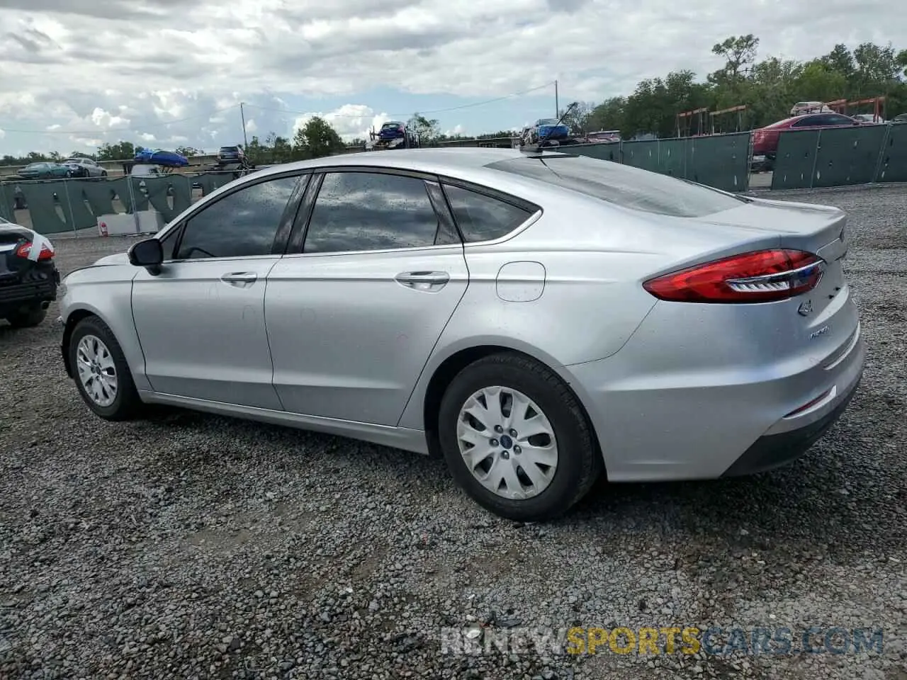 2 Photograph of a damaged car 3FA6P0G73KR161850 FORD FUSION 2019