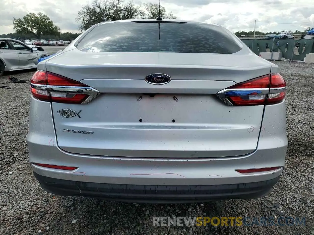 6 Photograph of a damaged car 3FA6P0G73KR161850 FORD FUSION 2019