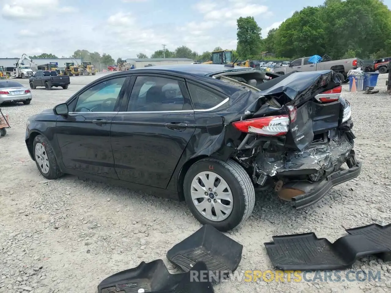 2 Photograph of a damaged car 3FA6P0G74KR213292 FORD FUSION 2019