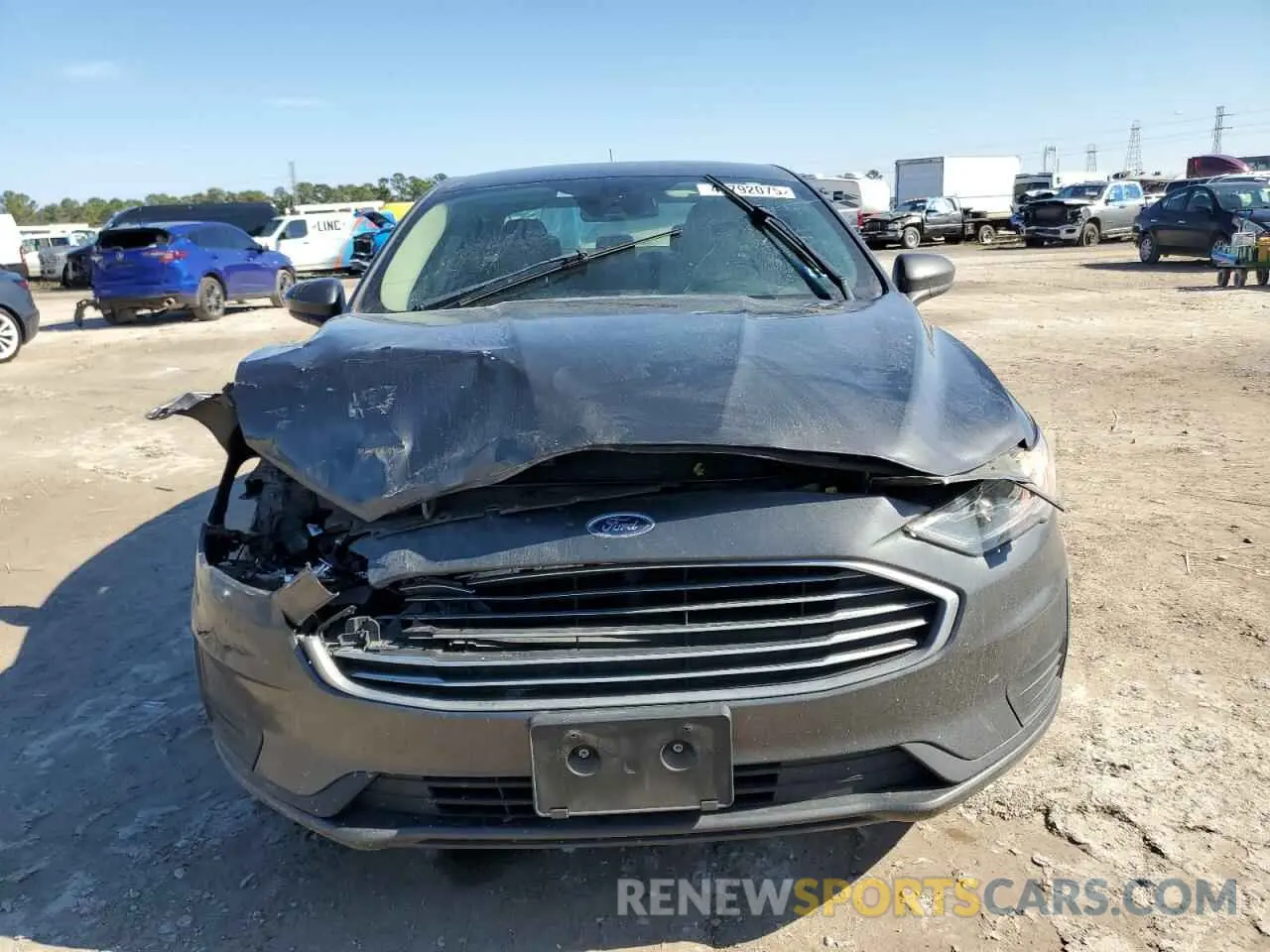 5 Photograph of a damaged car 3FA6P0G74KR250083 FORD FUSION 2019