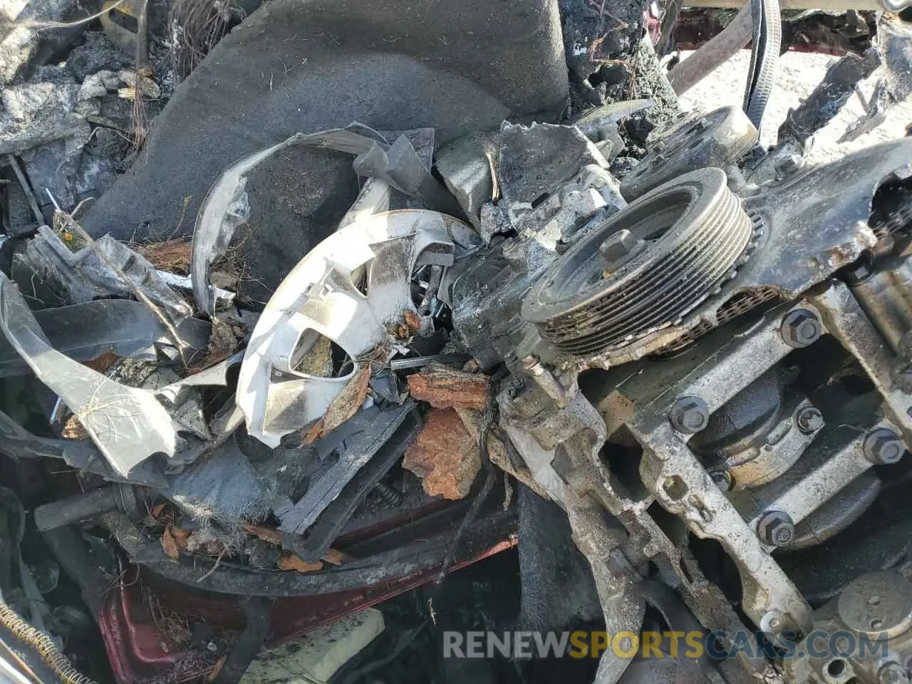 8 Photograph of a damaged car 3FA6P0G75KR129465 FORD FUSION 2019