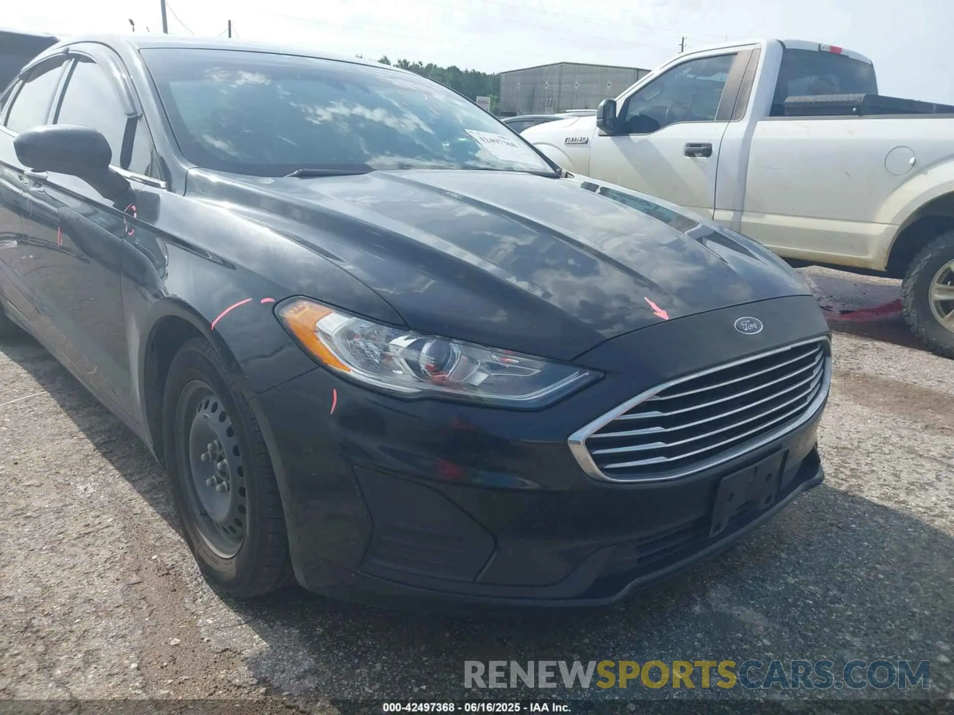 1 Photograph of a damaged car 3FA6P0G75KR130258 FORD FUSION 2019