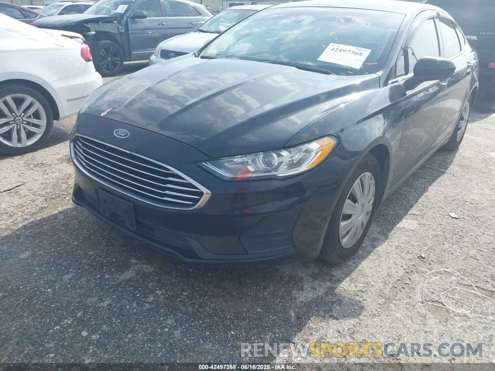 2 Photograph of a damaged car 3FA6P0G75KR130258 FORD FUSION 2019