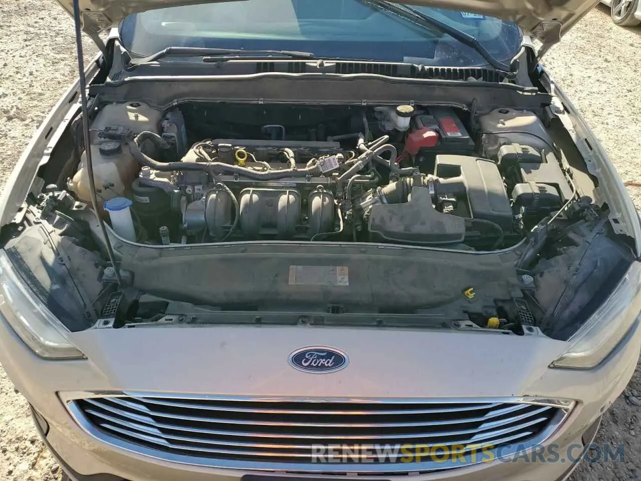 11 Photograph of a damaged car 3FA6P0G75KR250142 FORD FUSION 2019