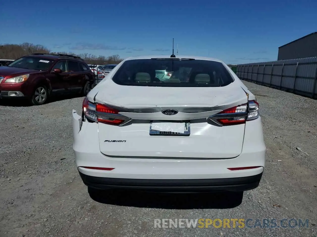 6 Photograph of a damaged car 3FA6P0G75KR280788 FORD FUSION 2019