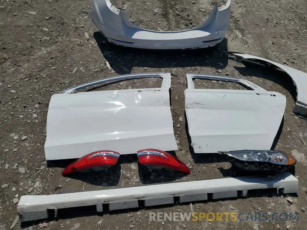 12 Photograph of a damaged car 3FA6P0G76KR133489 FORD FUSION 2019