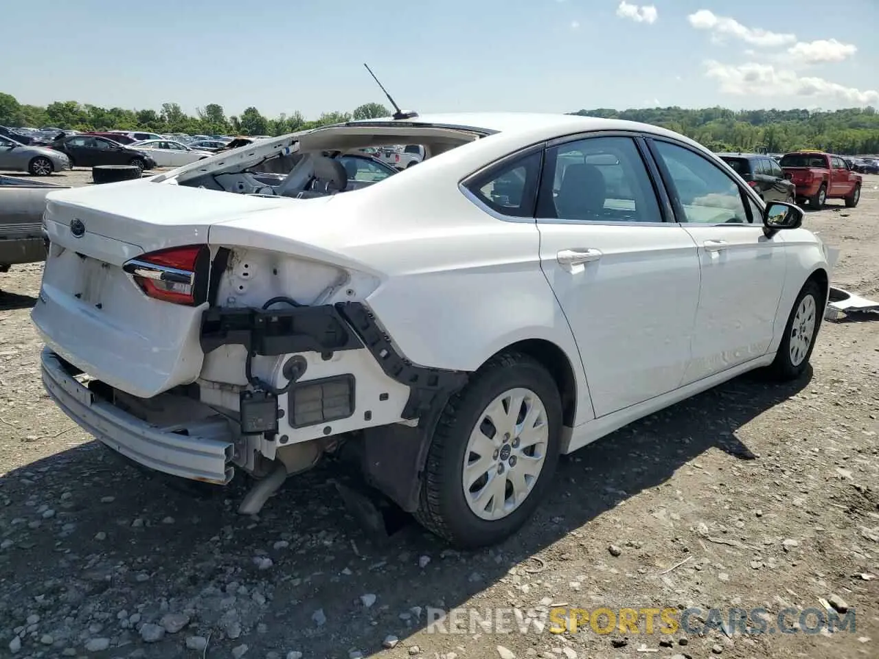 3 Photograph of a damaged car 3FA6P0G76KR133489 FORD FUSION 2019