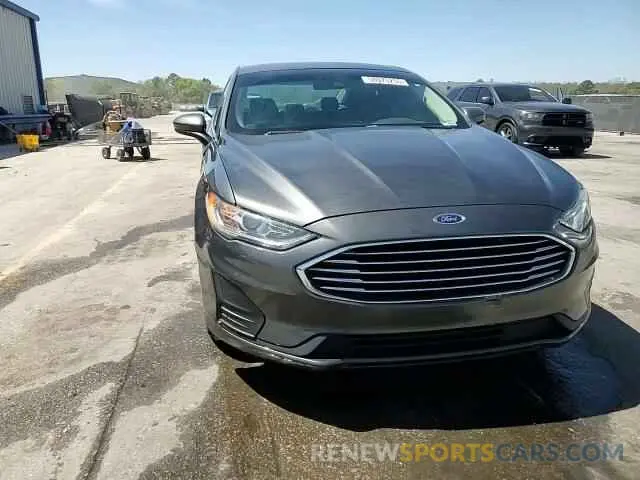 13 Photograph of a damaged car 3FA6P0G77KR146977 FORD FUSION 2019