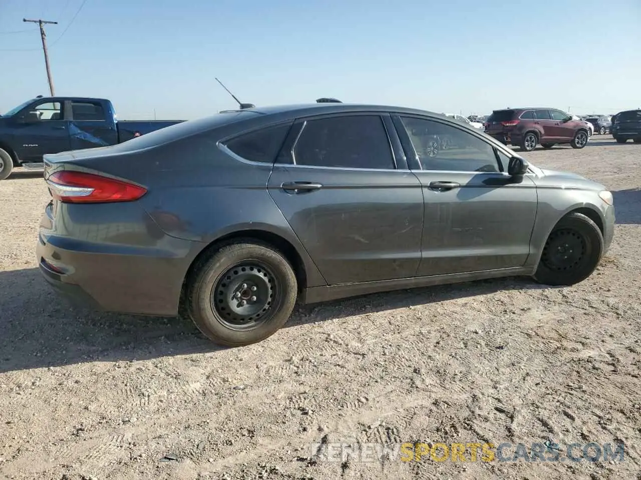 3 Photograph of a damaged car 3FA6P0G77KR171393 FORD FUSION 2019