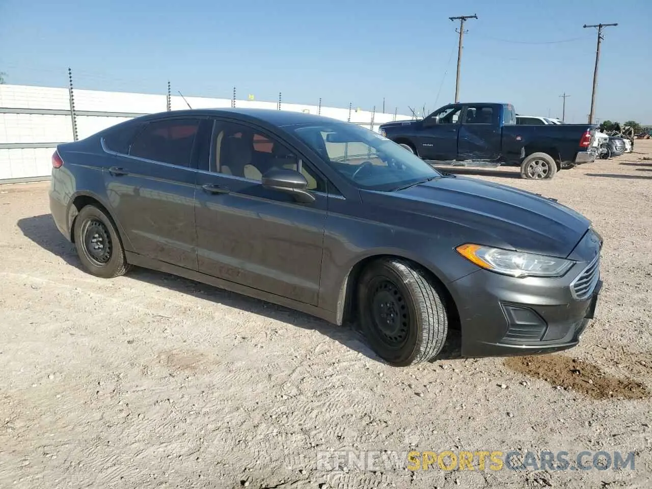 4 Photograph of a damaged car 3FA6P0G77KR171393 FORD FUSION 2019