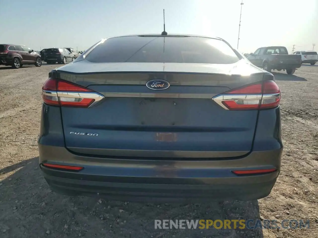 6 Photograph of a damaged car 3FA6P0G77KR171393 FORD FUSION 2019