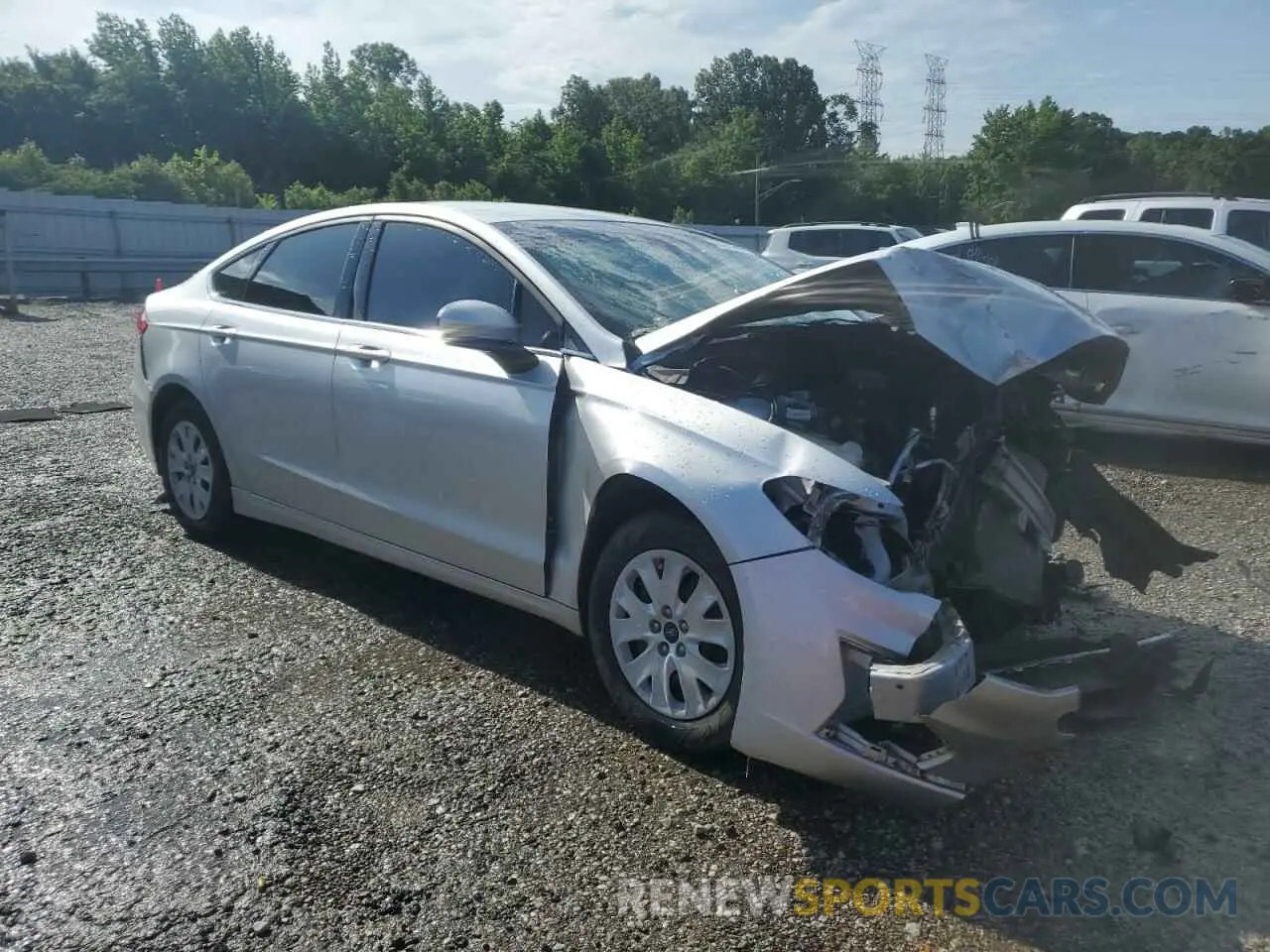 4 Photograph of a damaged car 3FA6P0G77KR213562 FORD FUSION 2019