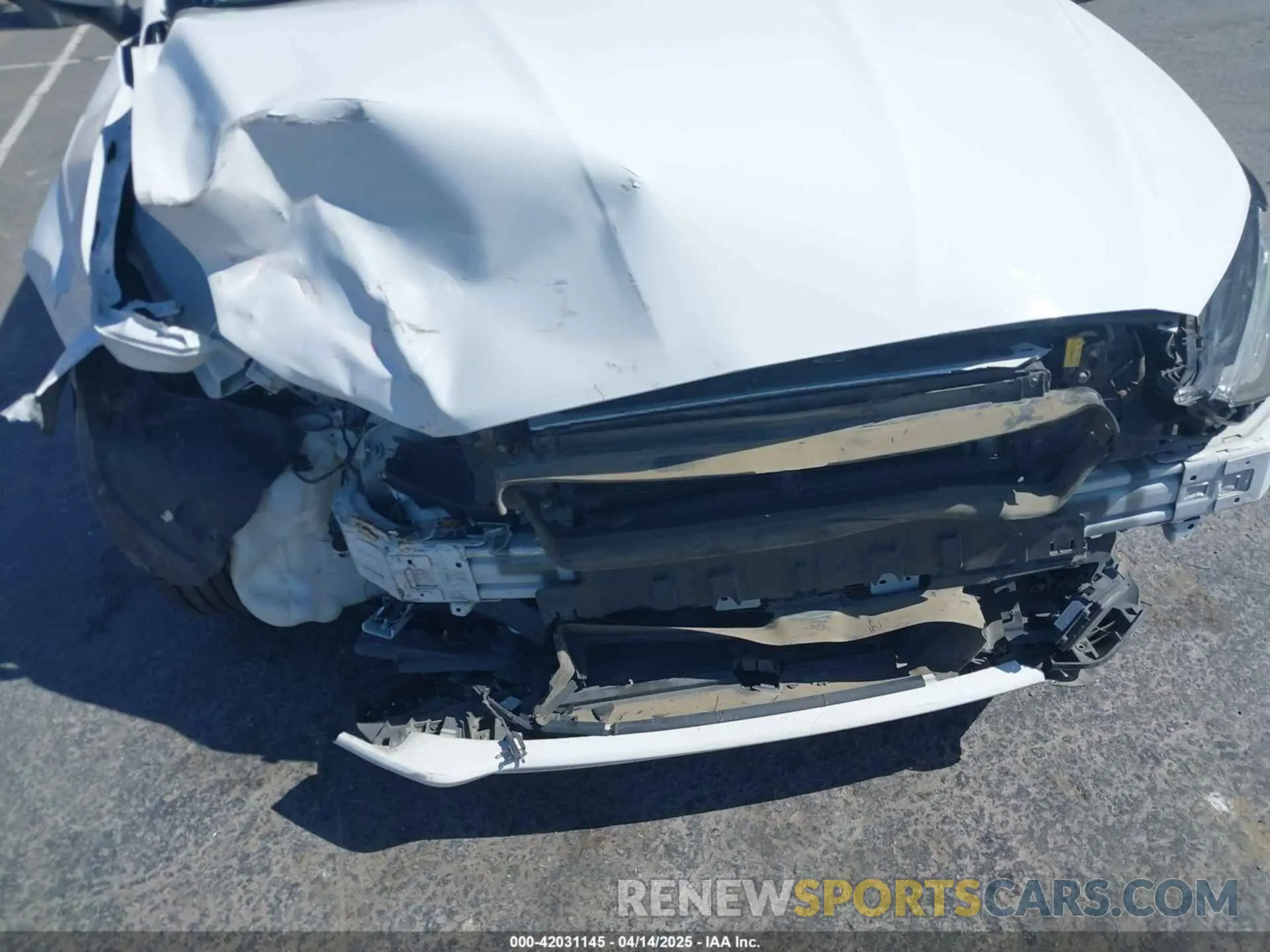 6 Photograph of a damaged car 3FA6P0G77KR218129 FORD FUSION 2019
