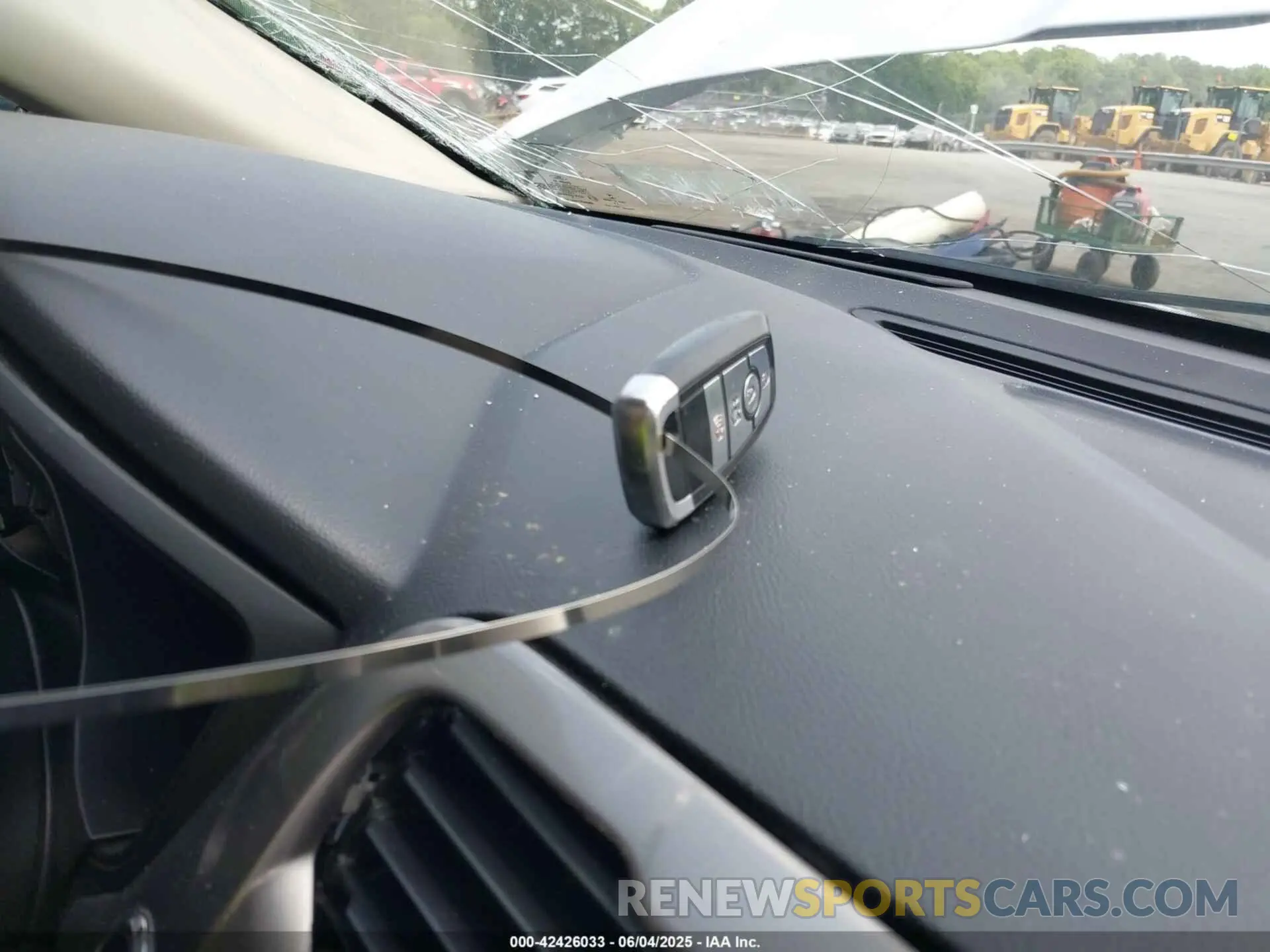 11 Photograph of a damaged car 3FA6P0G77KR234914 FORD FUSION 2019