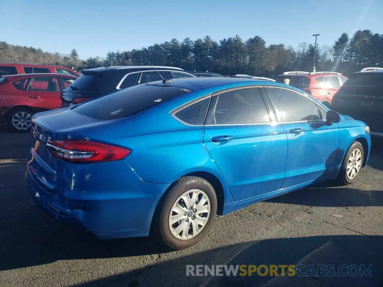3 Photograph of a damaged car 3FA6P0G78KR108612 FORD FUSION 2019