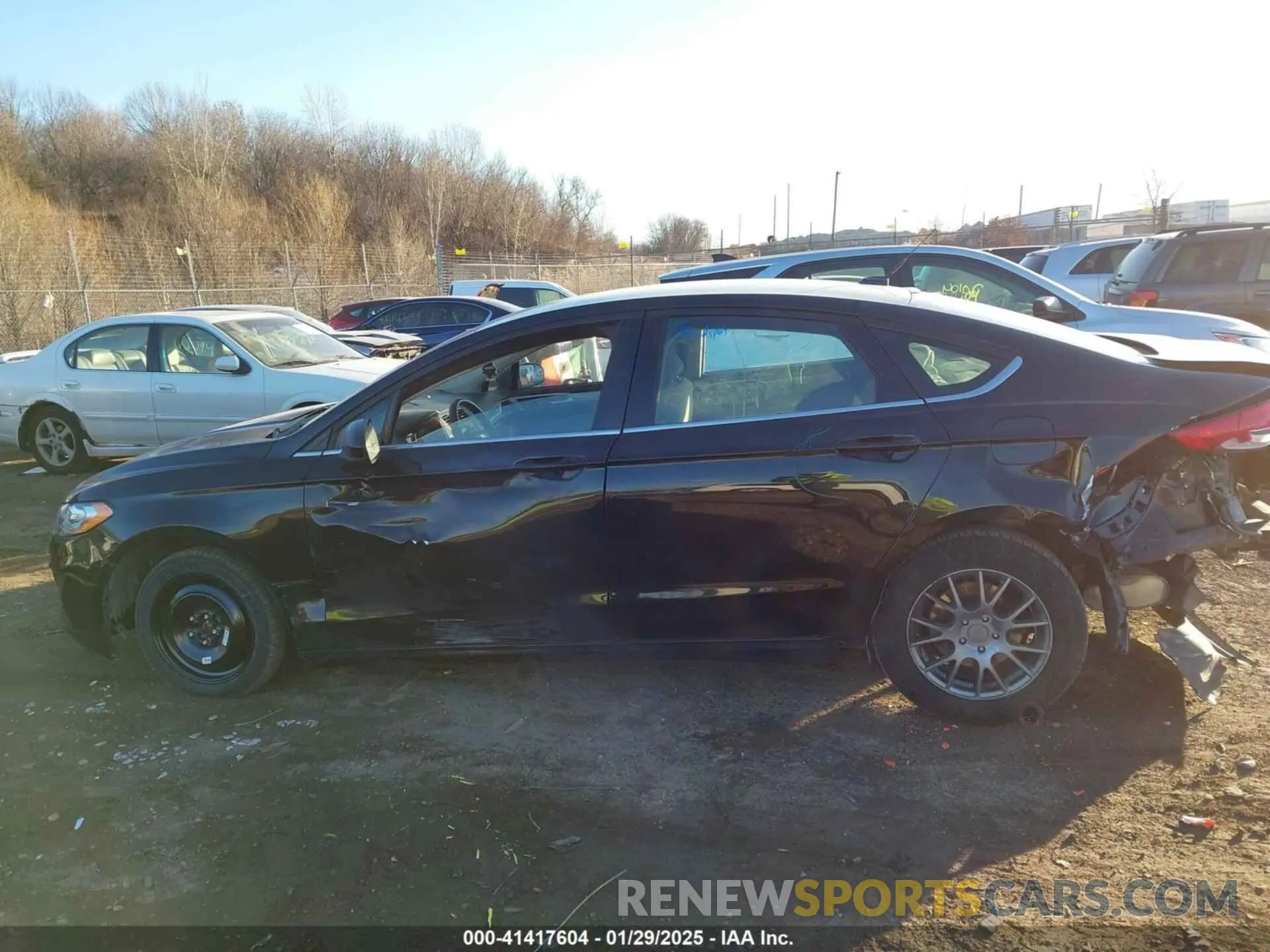 14 Photograph of a damaged car 3FA6P0G78KR194956 FORD FUSION 2019