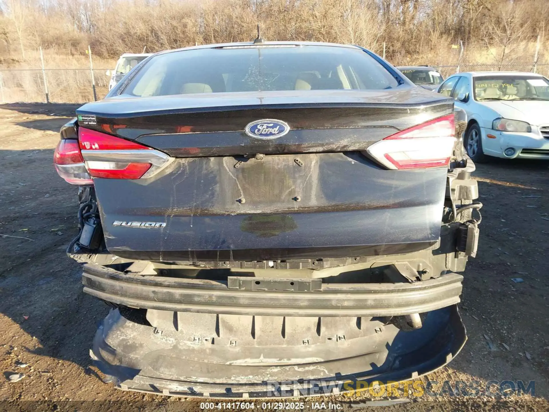 16 Photograph of a damaged car 3FA6P0G78KR194956 FORD FUSION 2019