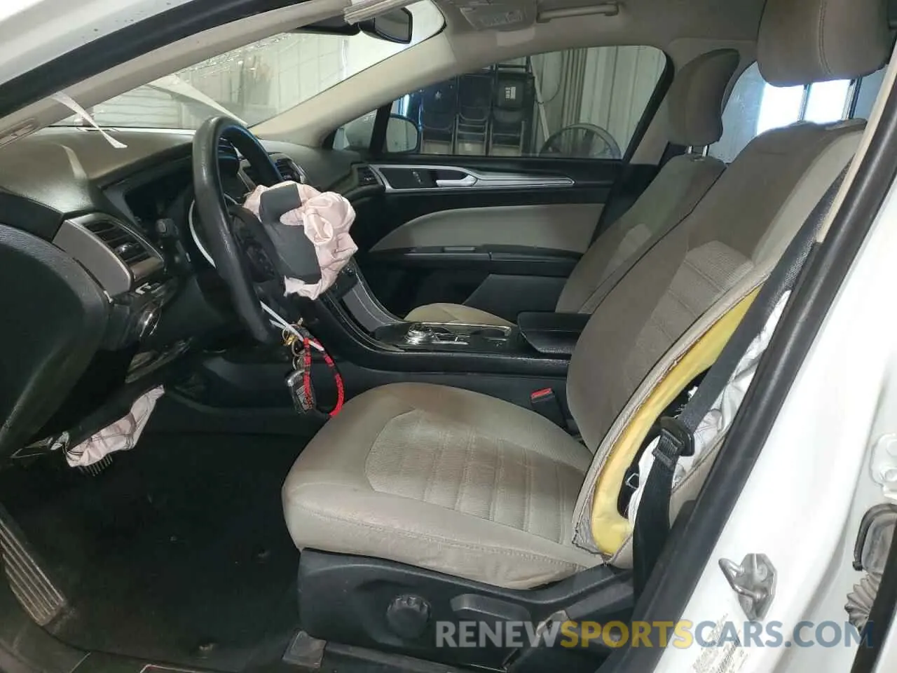 7 Photograph of a damaged car 3FA6P0G7XKR102214 FORD FUSION 2019