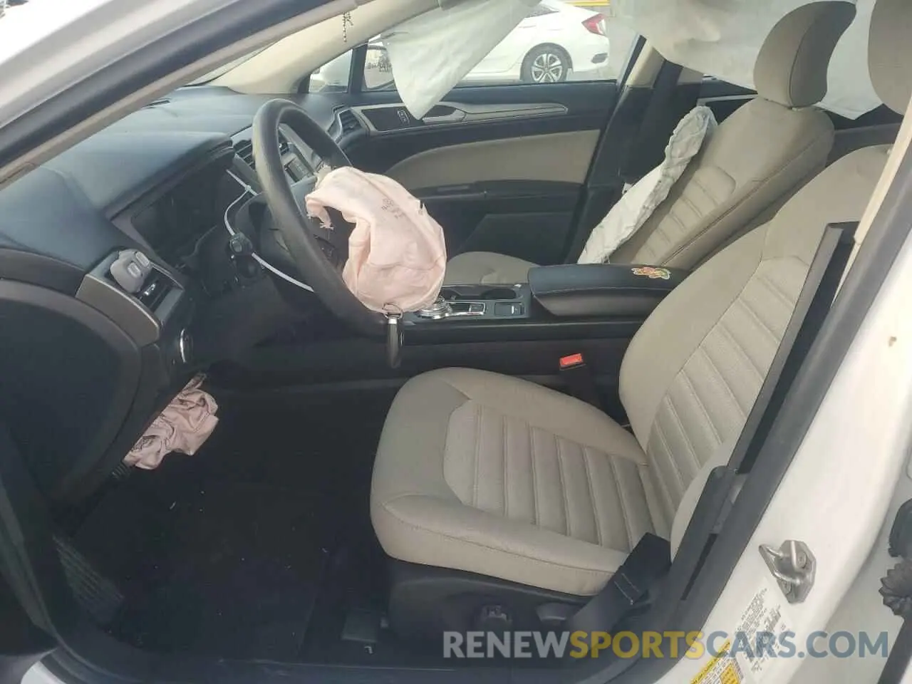 7 Photograph of a damaged car 3FA6P0G7XKR108675 FORD FUSION 2019
