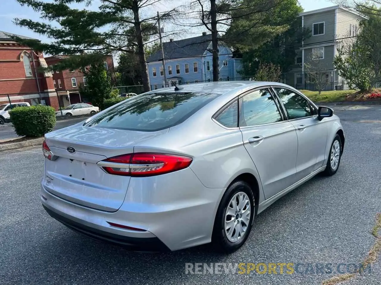 4 Photograph of a damaged car 3FA6P0G7XKR143006 FORD FUSION 2019