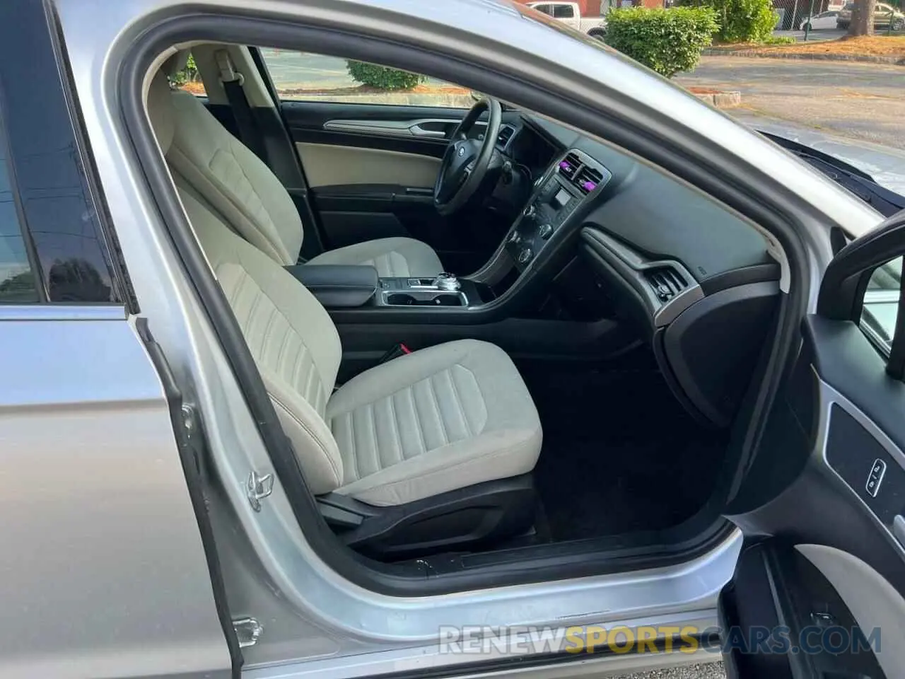 5 Photograph of a damaged car 3FA6P0G7XKR143006 FORD FUSION 2019