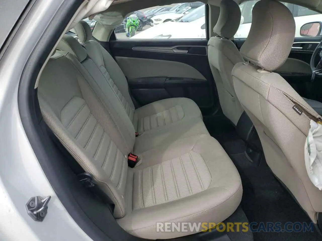 10 Photograph of a damaged car 3FA6P0G7XKR171596 FORD FUSION 2019