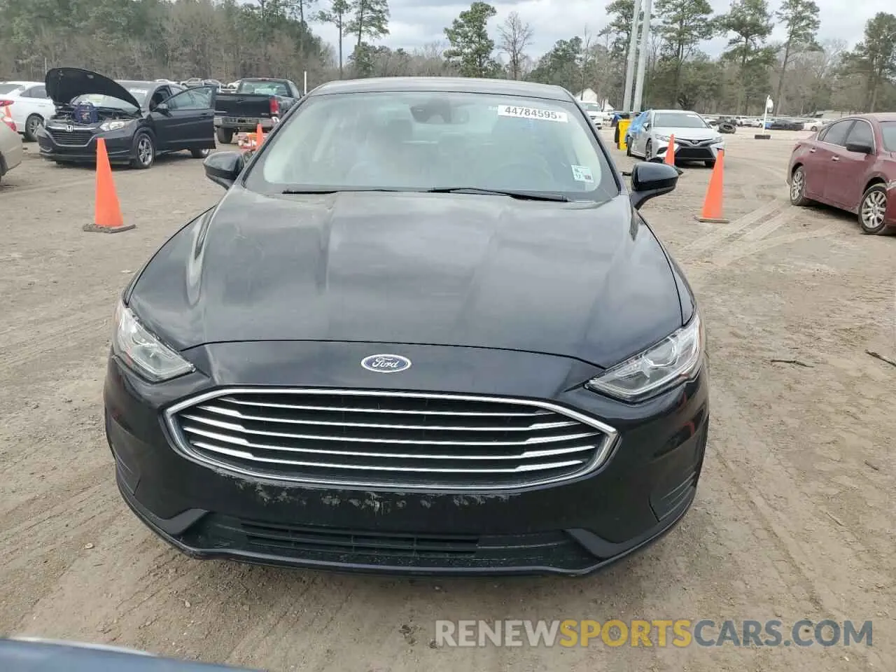 5 Photograph of a damaged car 3FA6P0G7XKR280494 FORD FUSION 2019