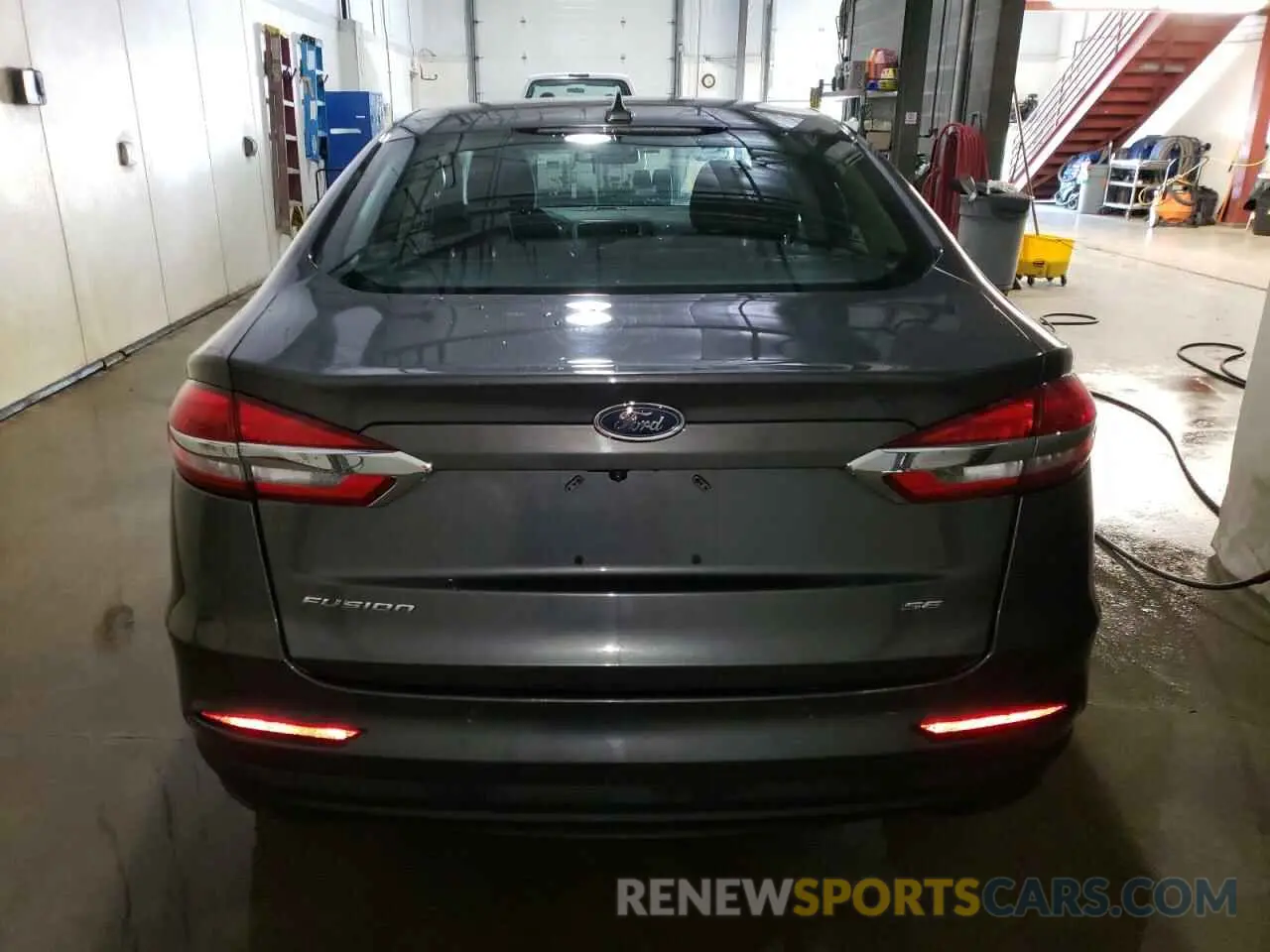 6 Photograph of a damaged car 3FA6P0H71KR243381 FORD FUSION 2019
