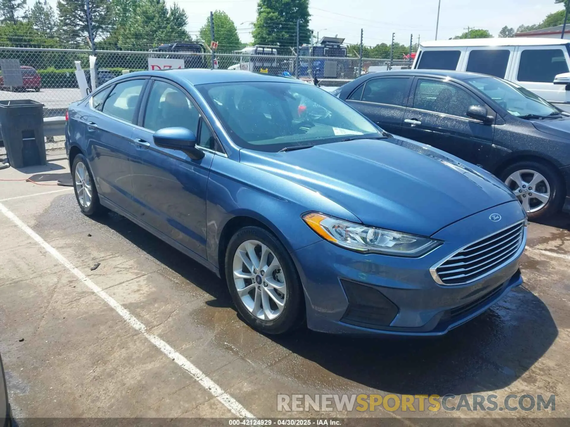 1 Photograph of a damaged car 3FA6P0H72KR123170 FORD FUSION 2019