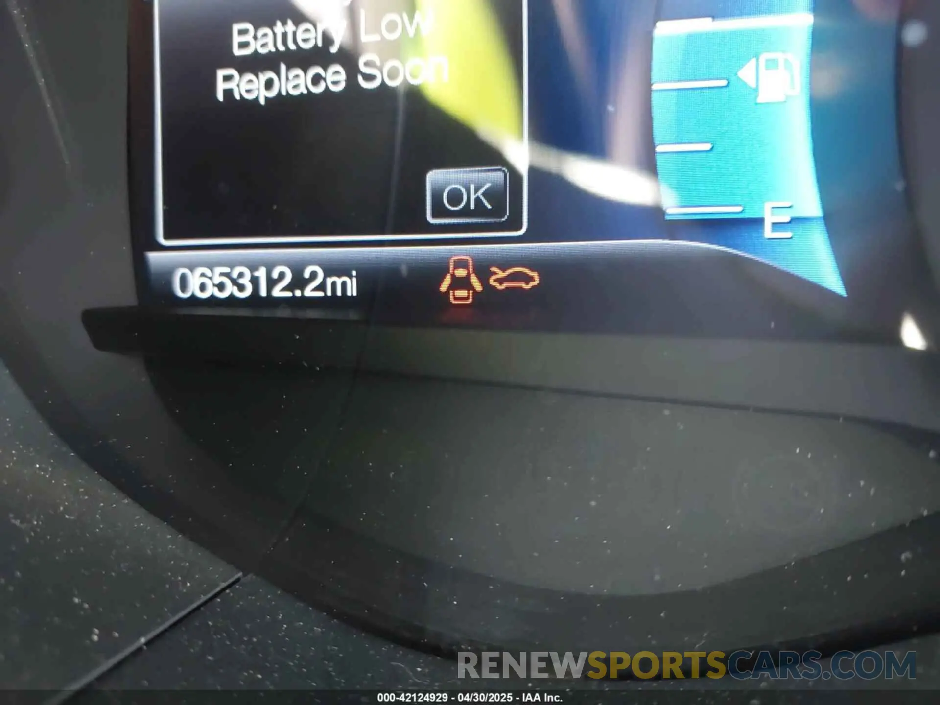 16 Photograph of a damaged car 3FA6P0H72KR123170 FORD FUSION 2019