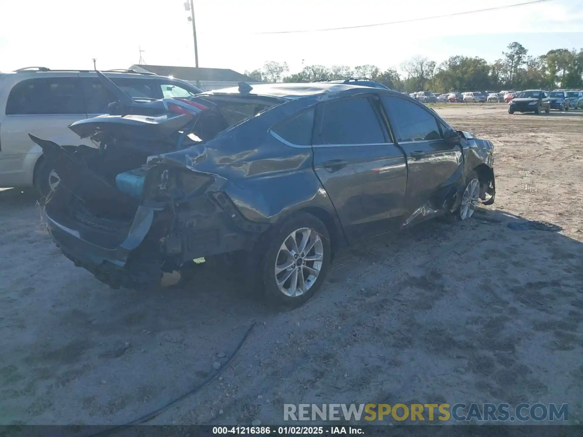 4 Photograph of a damaged car 3FA6P0H72KR136520 FORD FUSION 2019