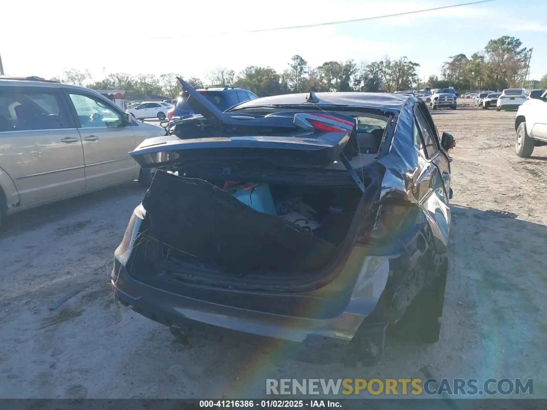 6 Photograph of a damaged car 3FA6P0H72KR136520 FORD FUSION 2019