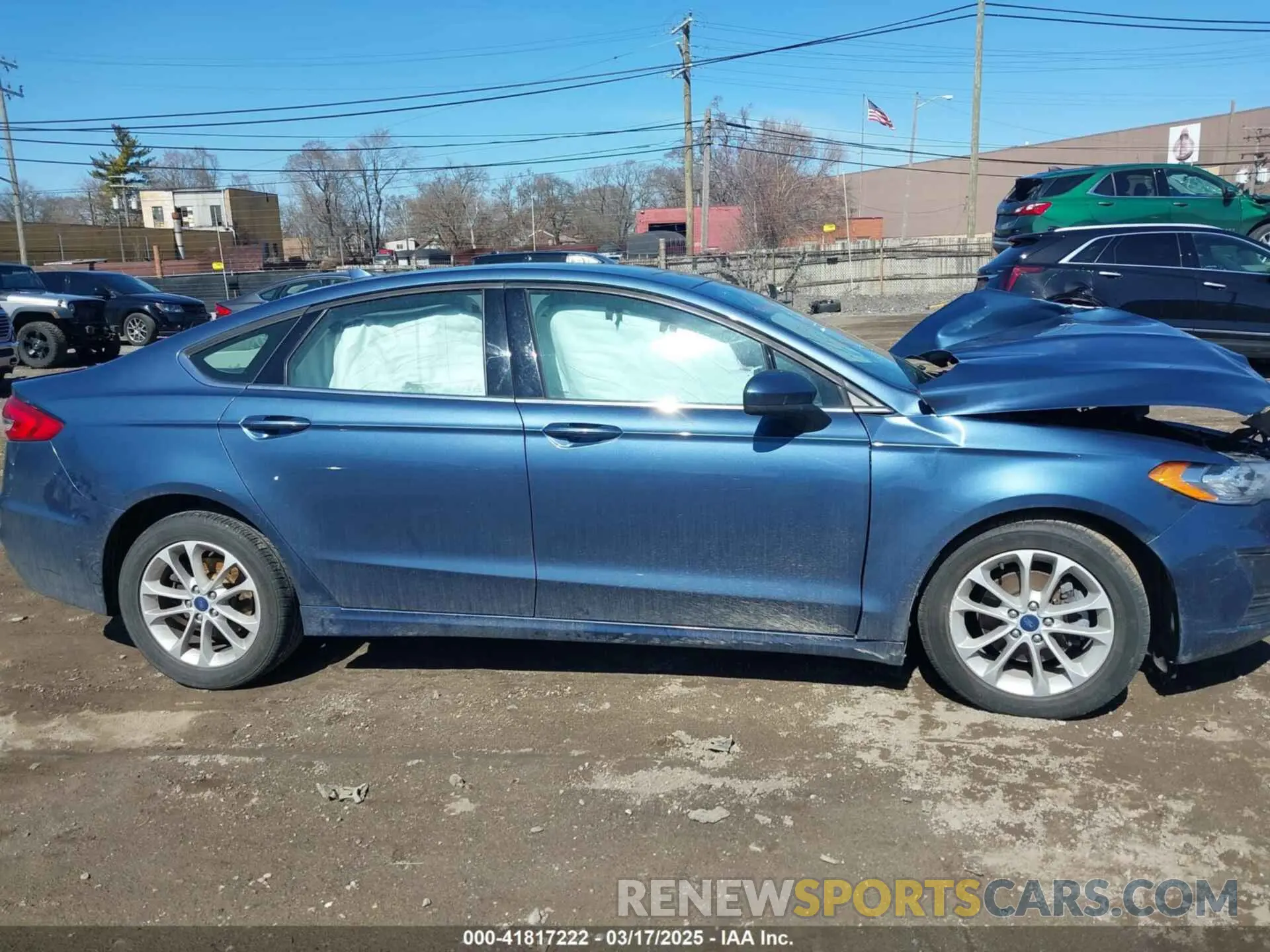 13 Photograph of a damaged car 3FA6P0H75KR238698 FORD FUSION 2019