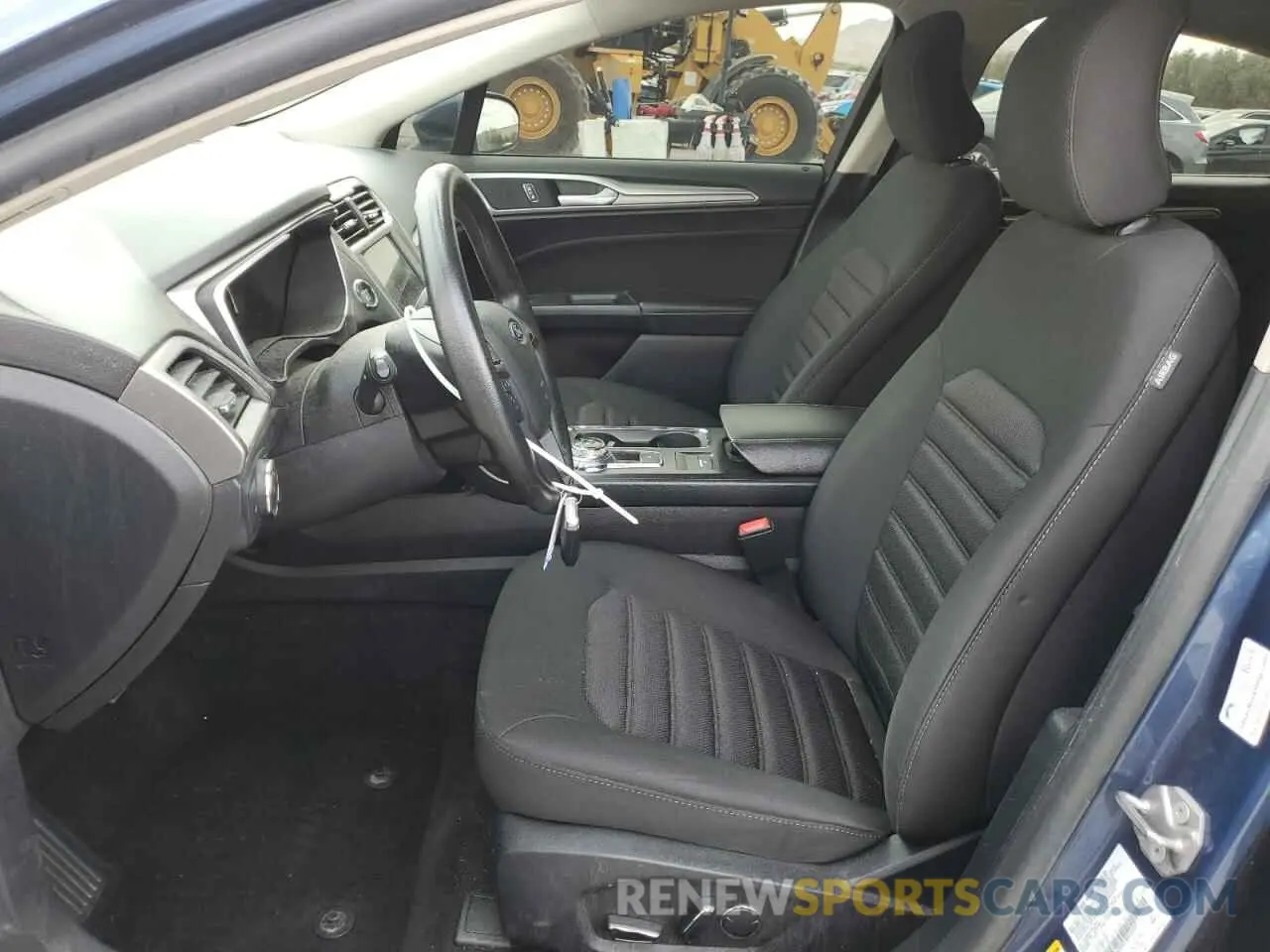7 Photograph of a damaged car 3FA6P0H77KR122452 FORD FUSION 2019