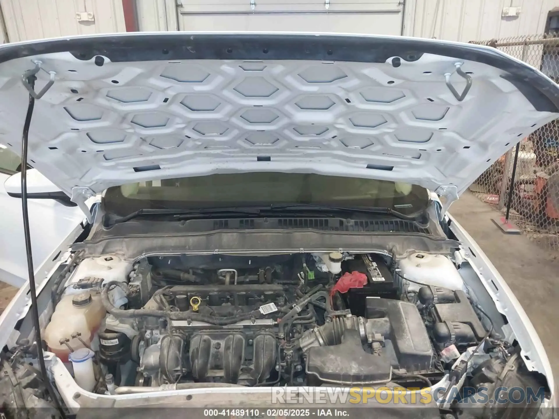 10 Photograph of a damaged car 3FA6P0H78KR210183 FORD FUSION 2019