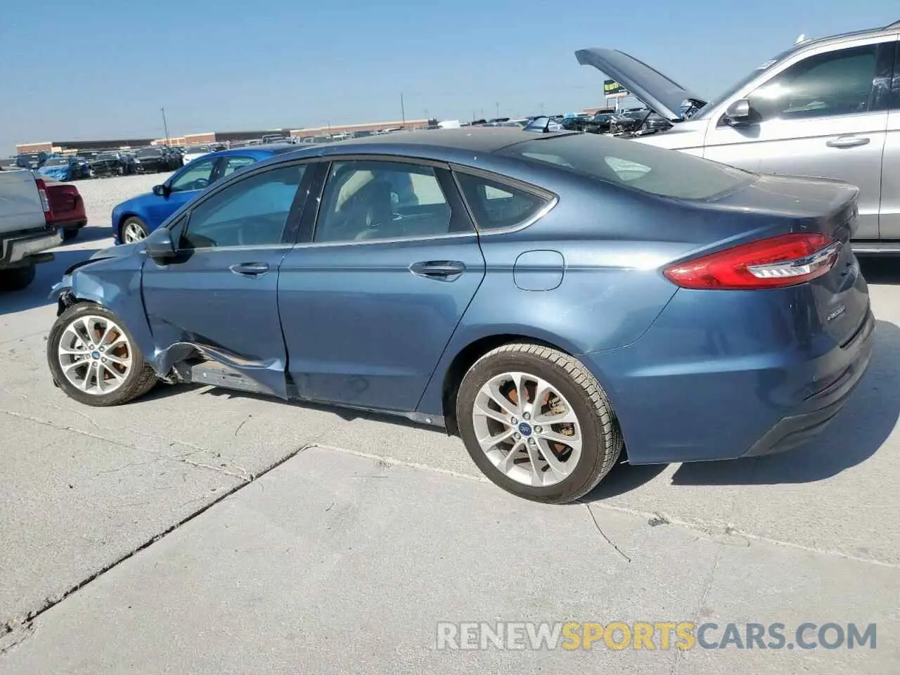 2 Photograph of a damaged car 3FA6P0H79KR149815 FORD FUSION 2019