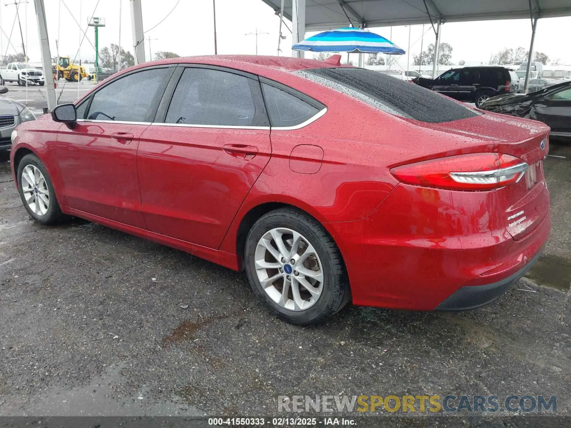 3 Photograph of a damaged car 3FA6P0HD0KR104302 FORD FUSION 2019
