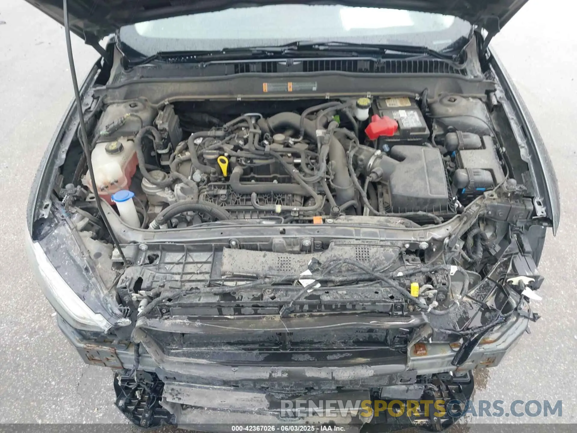 10 Photograph of a damaged car 3FA6P0HD0KR129037 FORD FUSION 2019