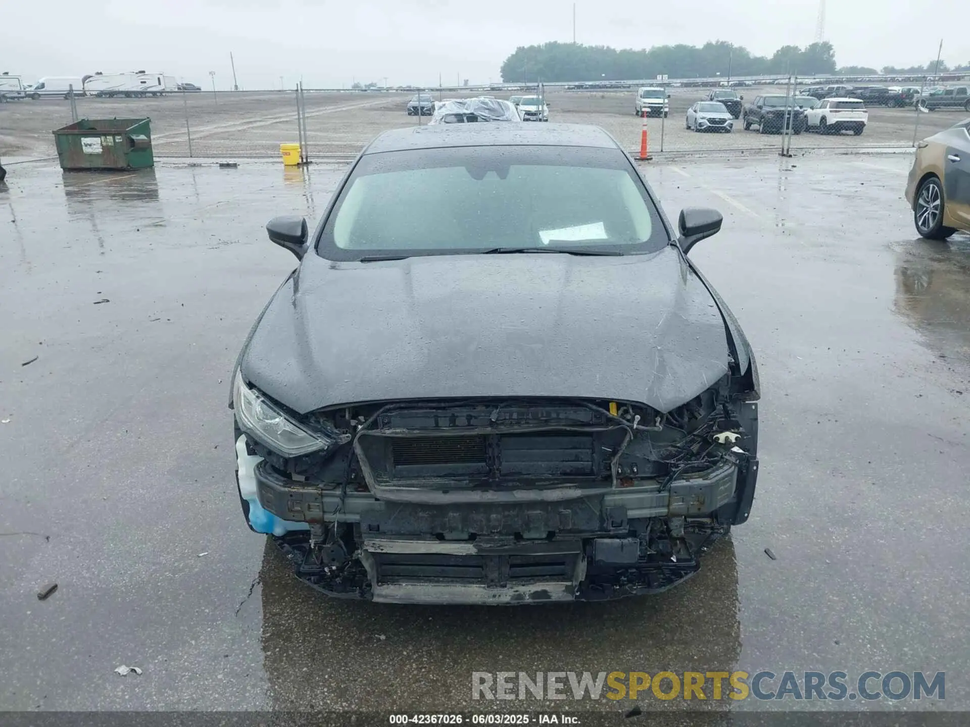 12 Photograph of a damaged car 3FA6P0HD0KR129037 FORD FUSION 2019