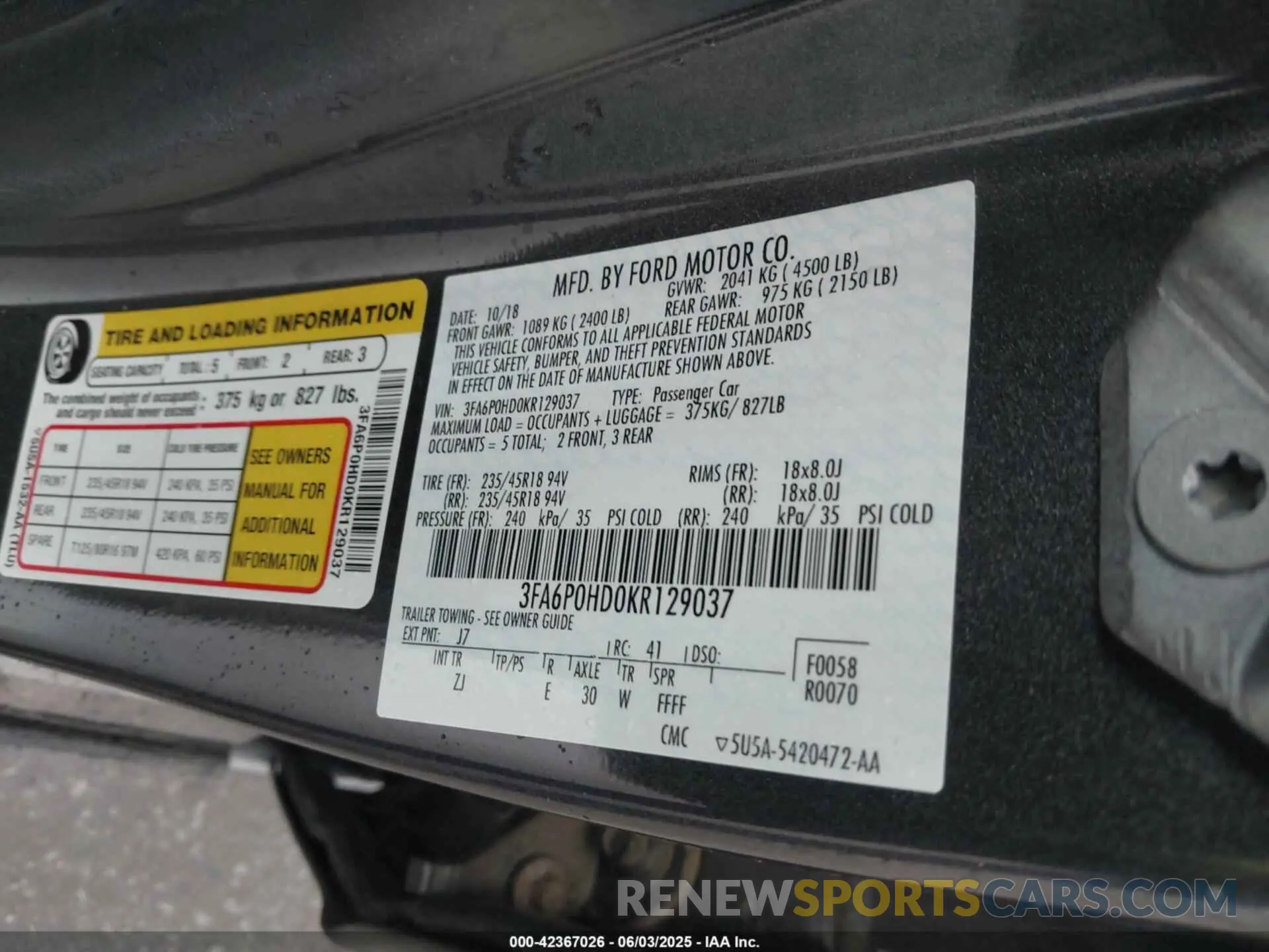 9 Photograph of a damaged car 3FA6P0HD0KR129037 FORD FUSION 2019