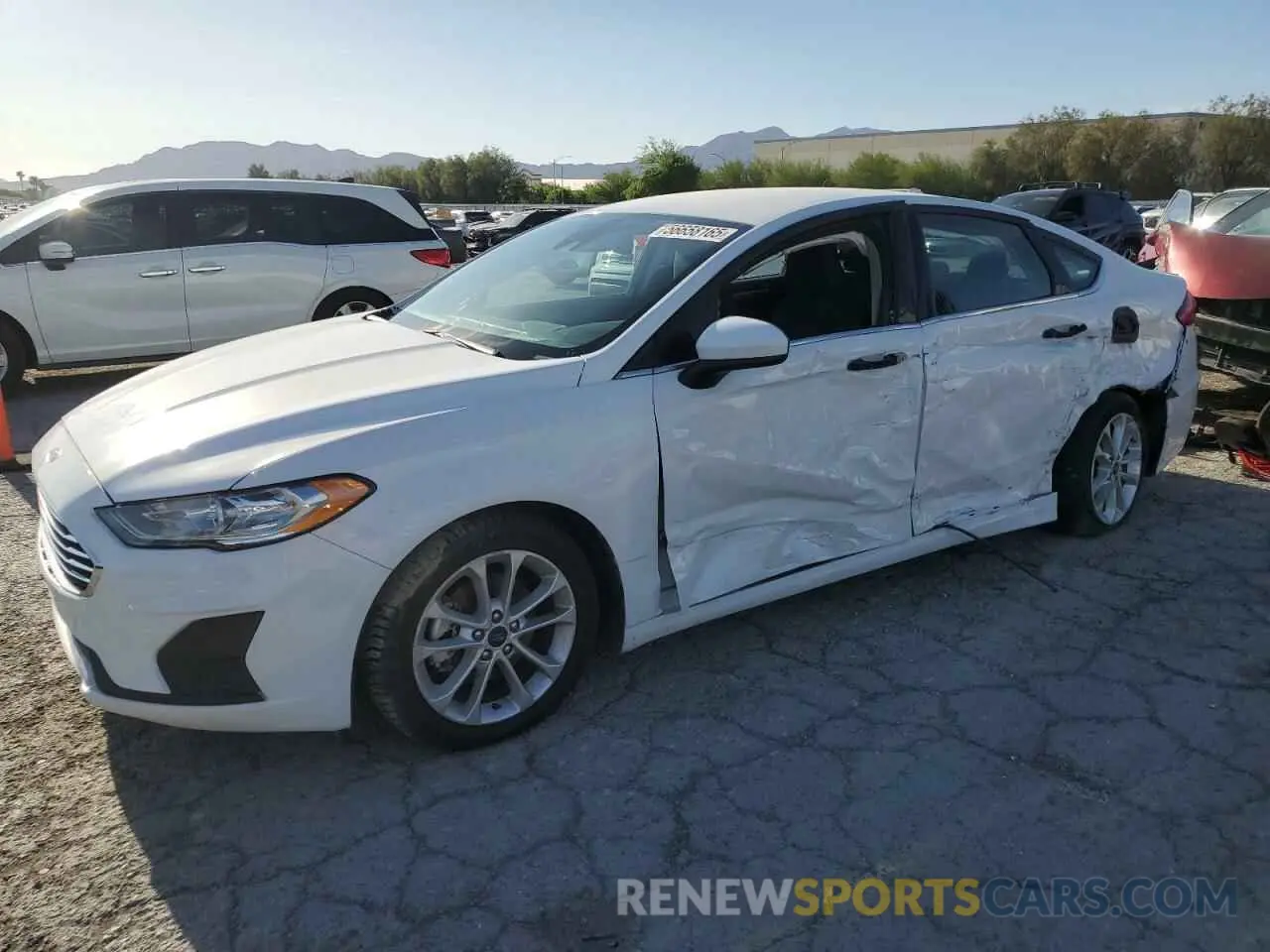 1 Photograph of a damaged car 3FA6P0HD0KR135288 FORD FUSION 2019