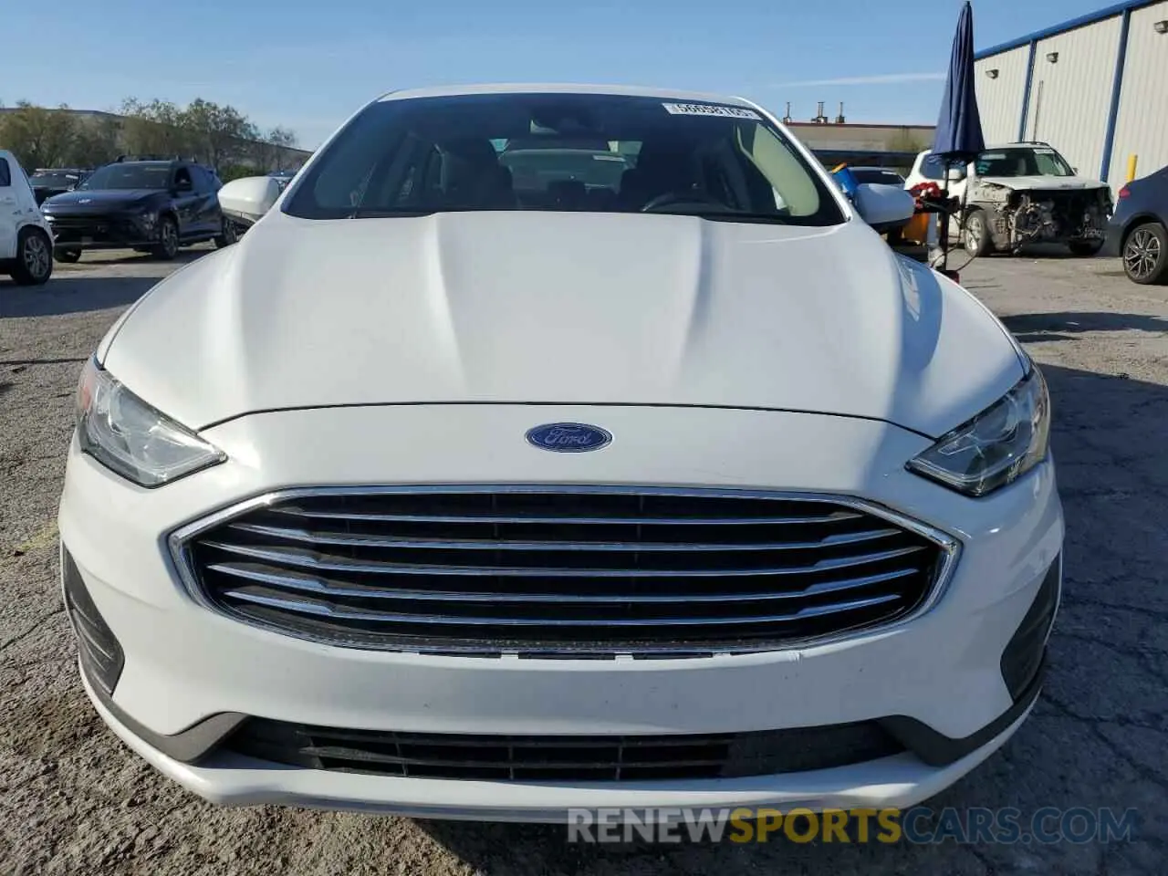 5 Photograph of a damaged car 3FA6P0HD0KR135288 FORD FUSION 2019