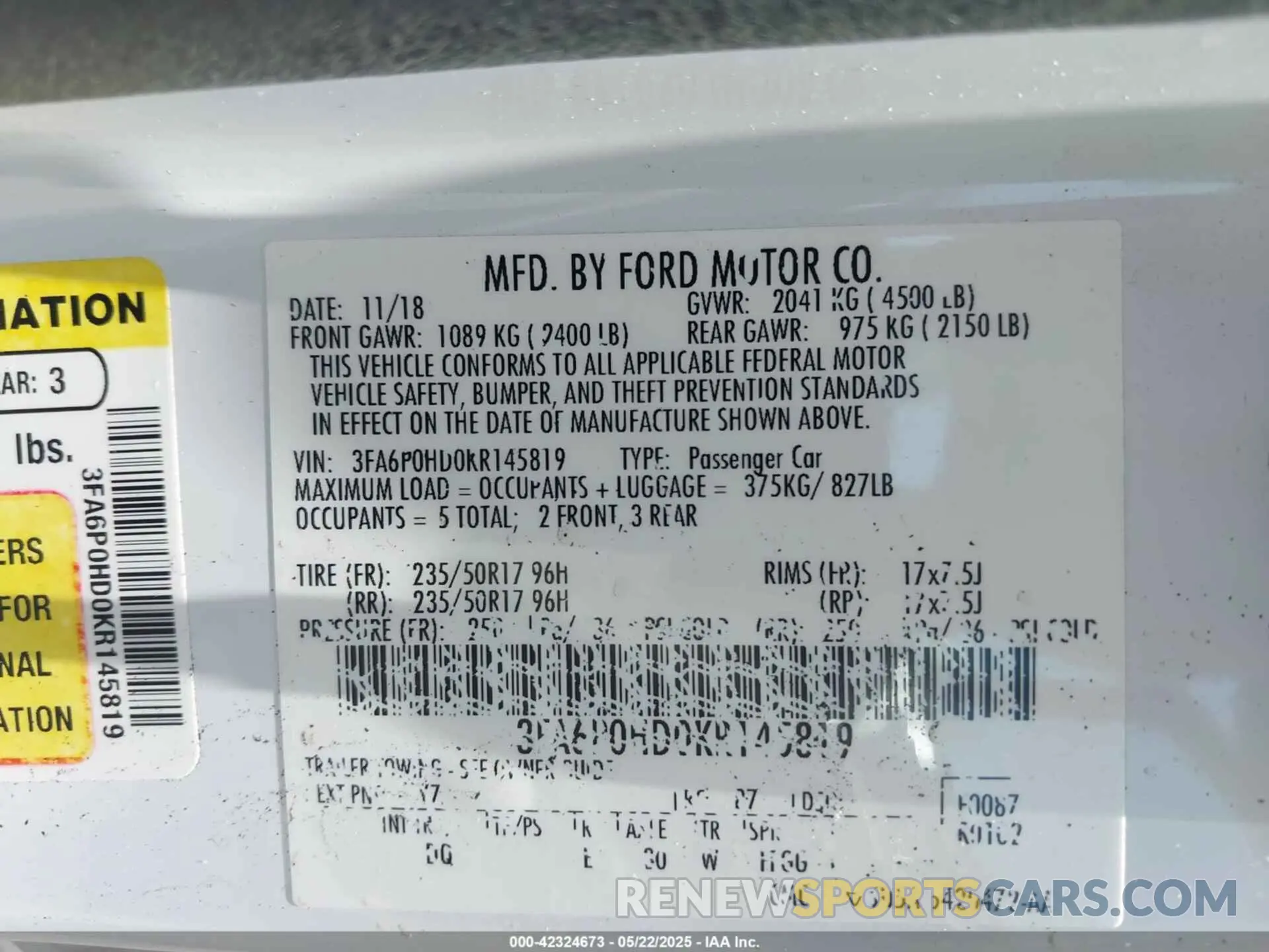 9 Photograph of a damaged car 3FA6P0HD0KR145819 FORD FUSION 2019