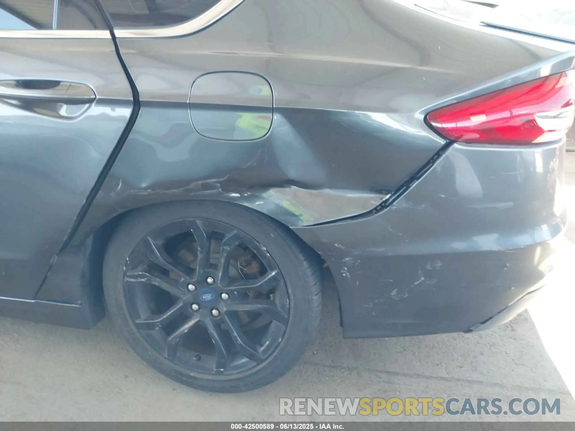 6 Photograph of a damaged car 3FA6P0HD0KR178528 FORD FUSION 2019