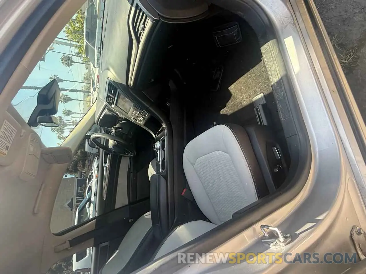 5 Photograph of a damaged car 3FA6P0HD0KR201807 FORD FUSION 2019