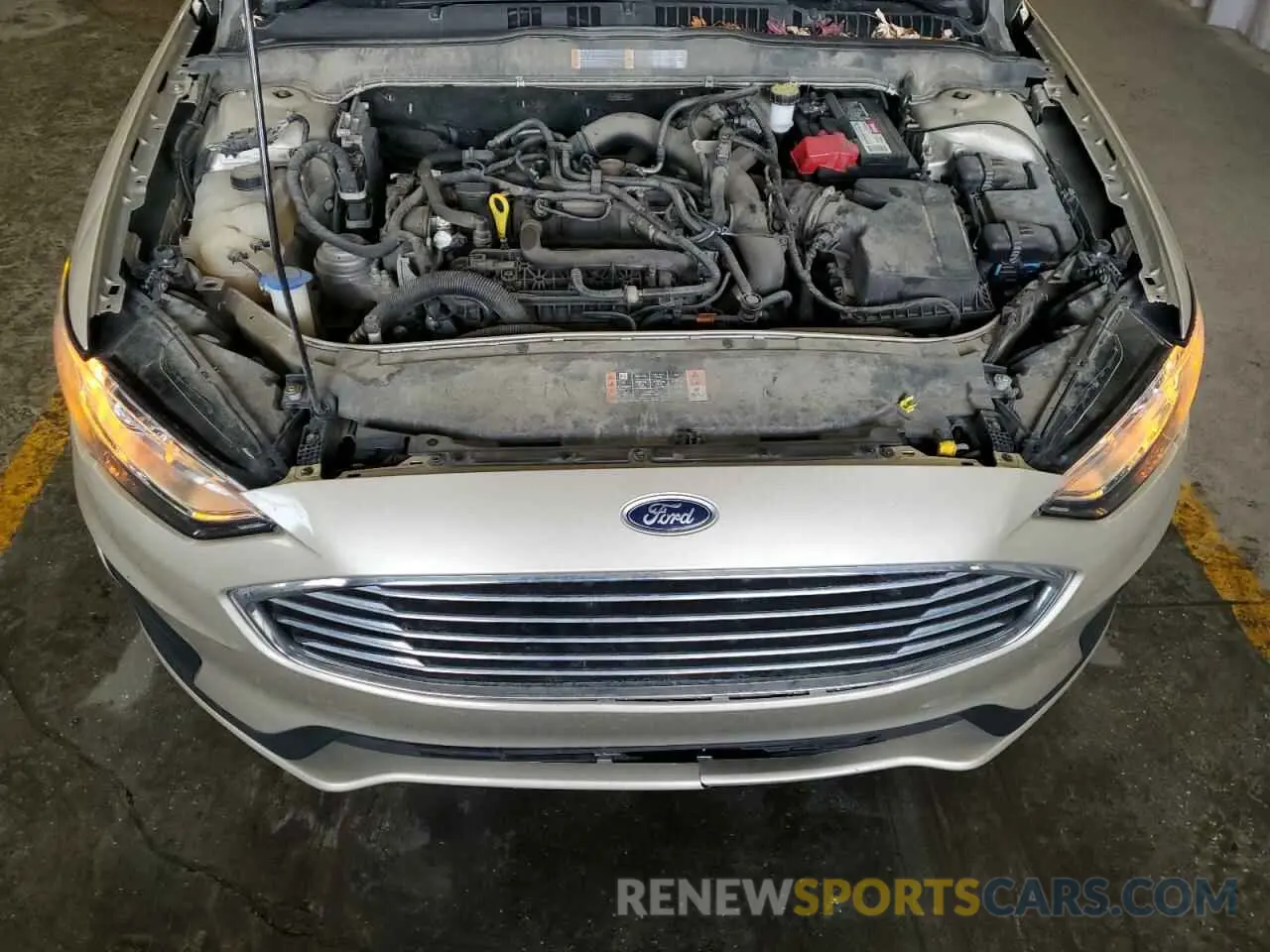 11 Photograph of a damaged car 3FA6P0HD0KR203489 FORD FUSION 2019
