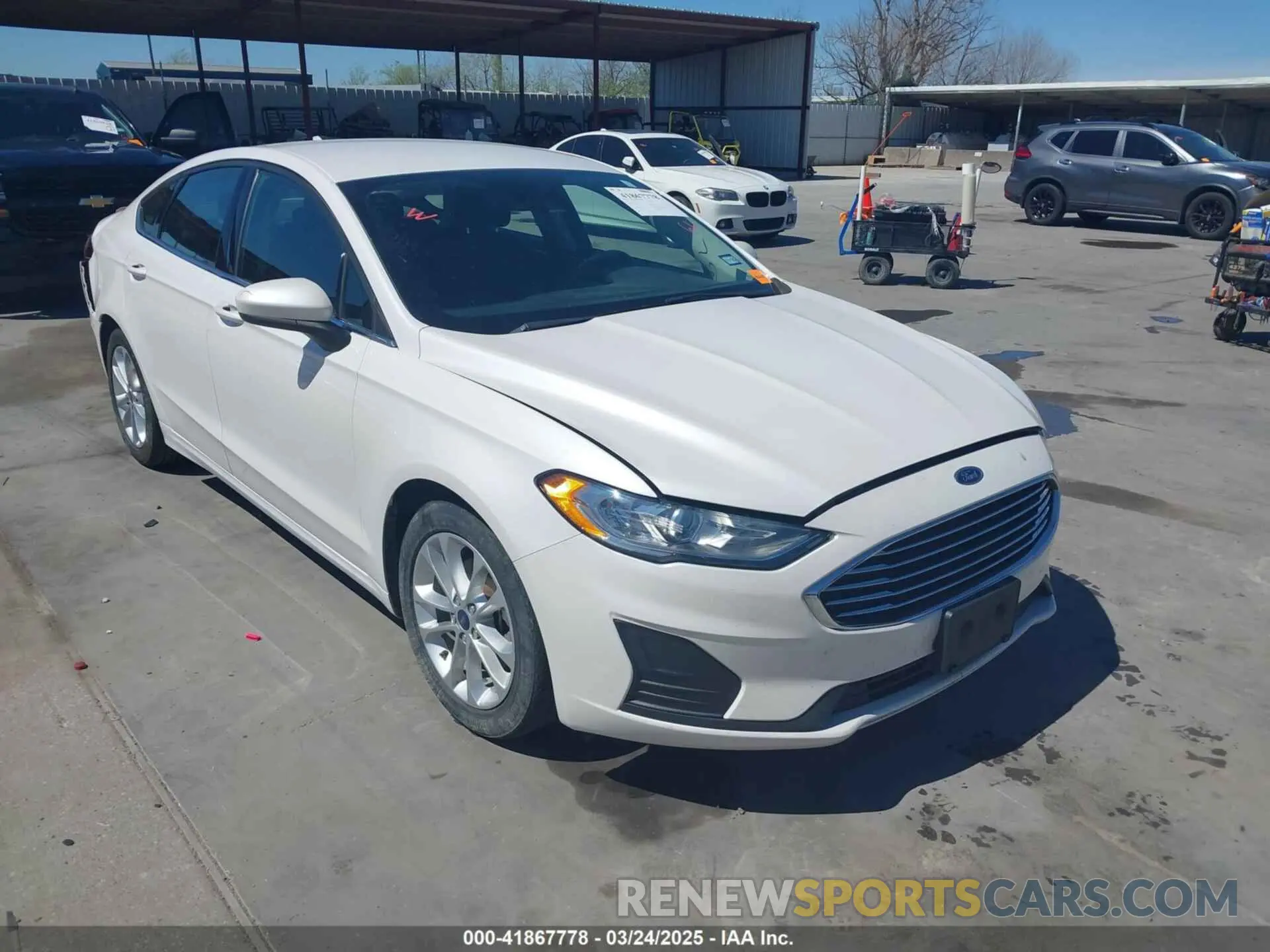 1 Photograph of a damaged car 3FA6P0HD0KR215531 FORD FUSION 2019