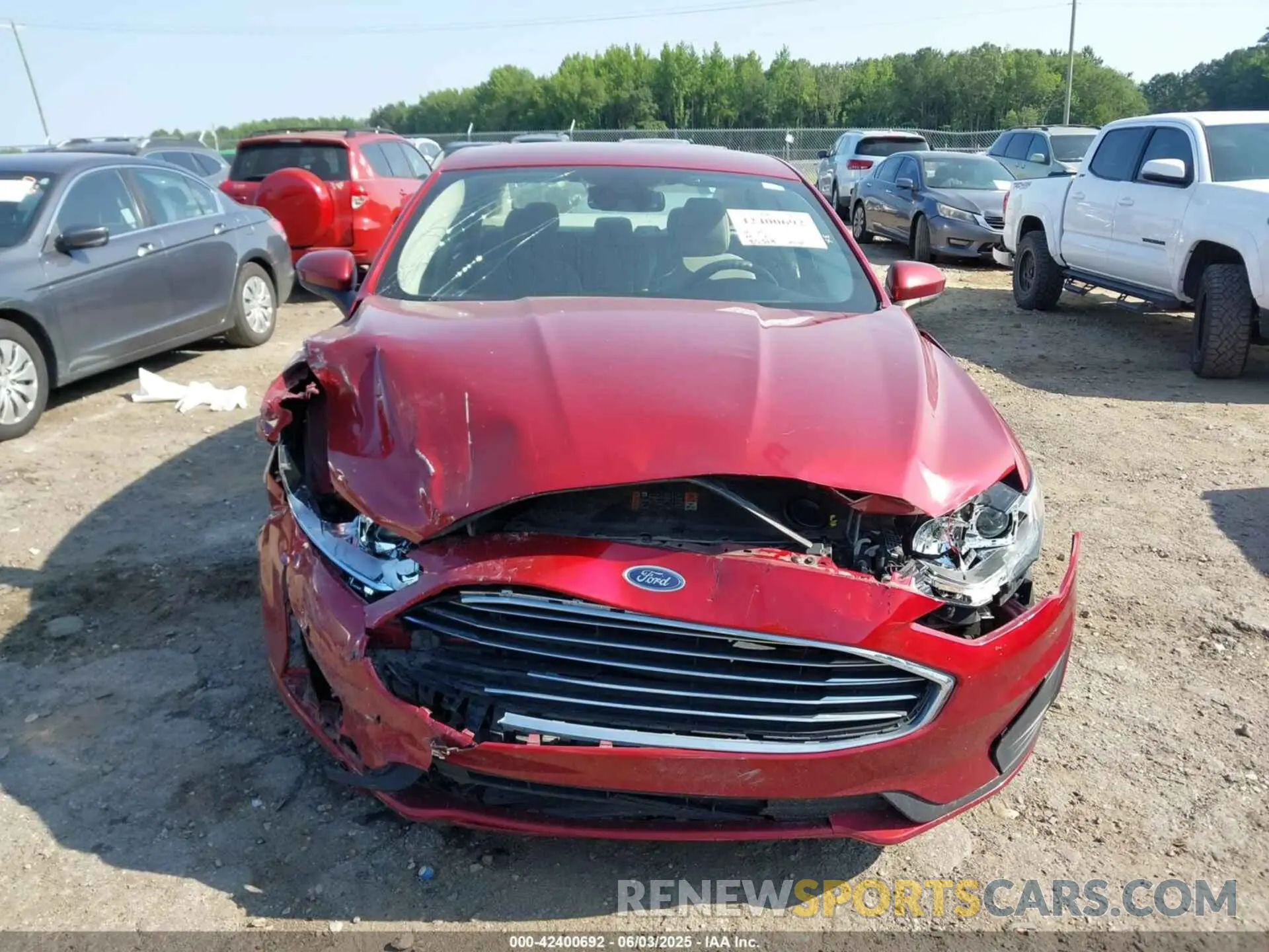 11 Photograph of a damaged car 3FA6P0HD1KR159485 FORD FUSION 2019